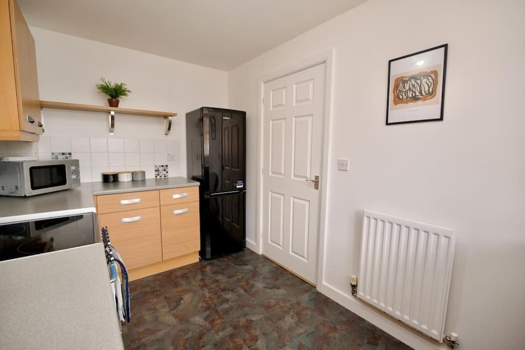 Highley'S Nest - Fully Furnished Gem, Free Private Parking, Sky Tv & Netflix Villa Coventry Dış mekan fotoğraf